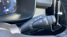 Volvo XC40 2.0 B3P Ultra Dark 5dr Auto Petrol Estate